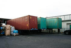 コンテナヤード